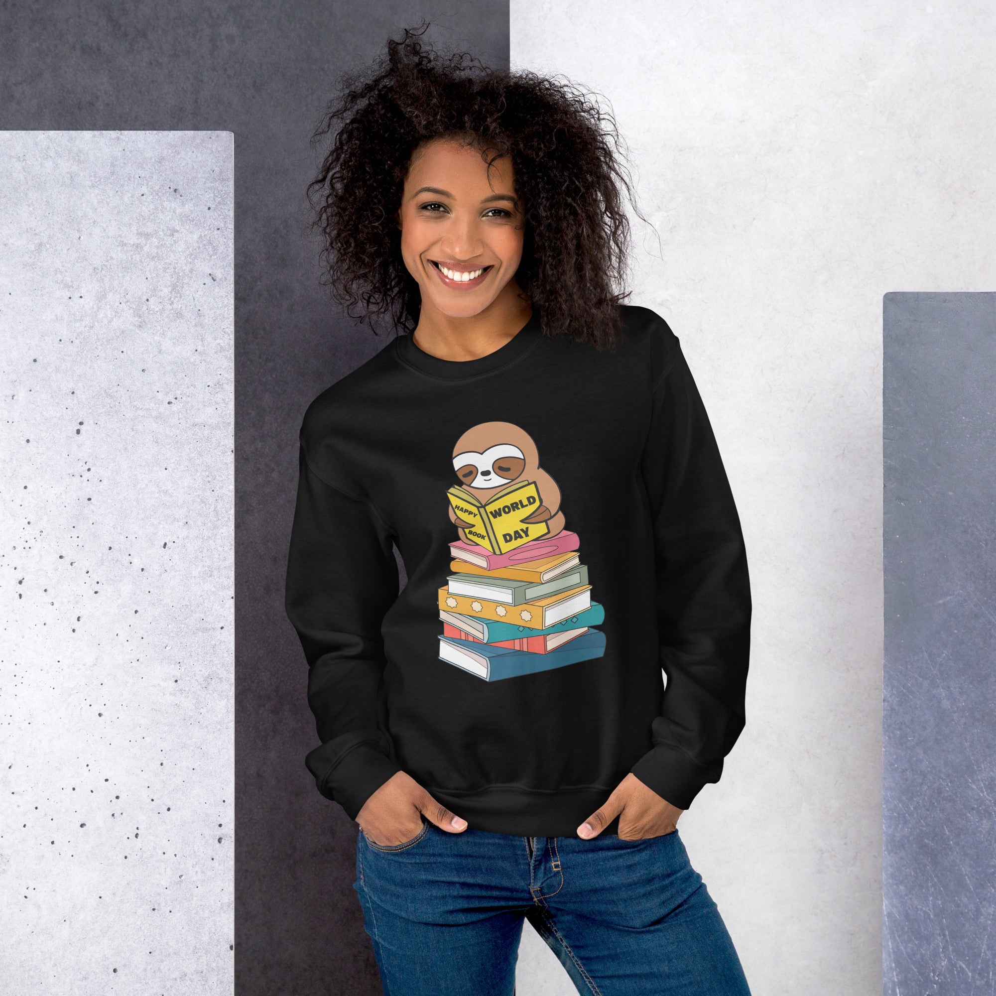 Happy Sloth Reading Women's Sweatshirt
